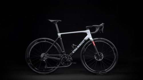 Colnago představilo novou vrchařskou zbraň Tadeje Pogačara v podobě modelu V5Rs! 